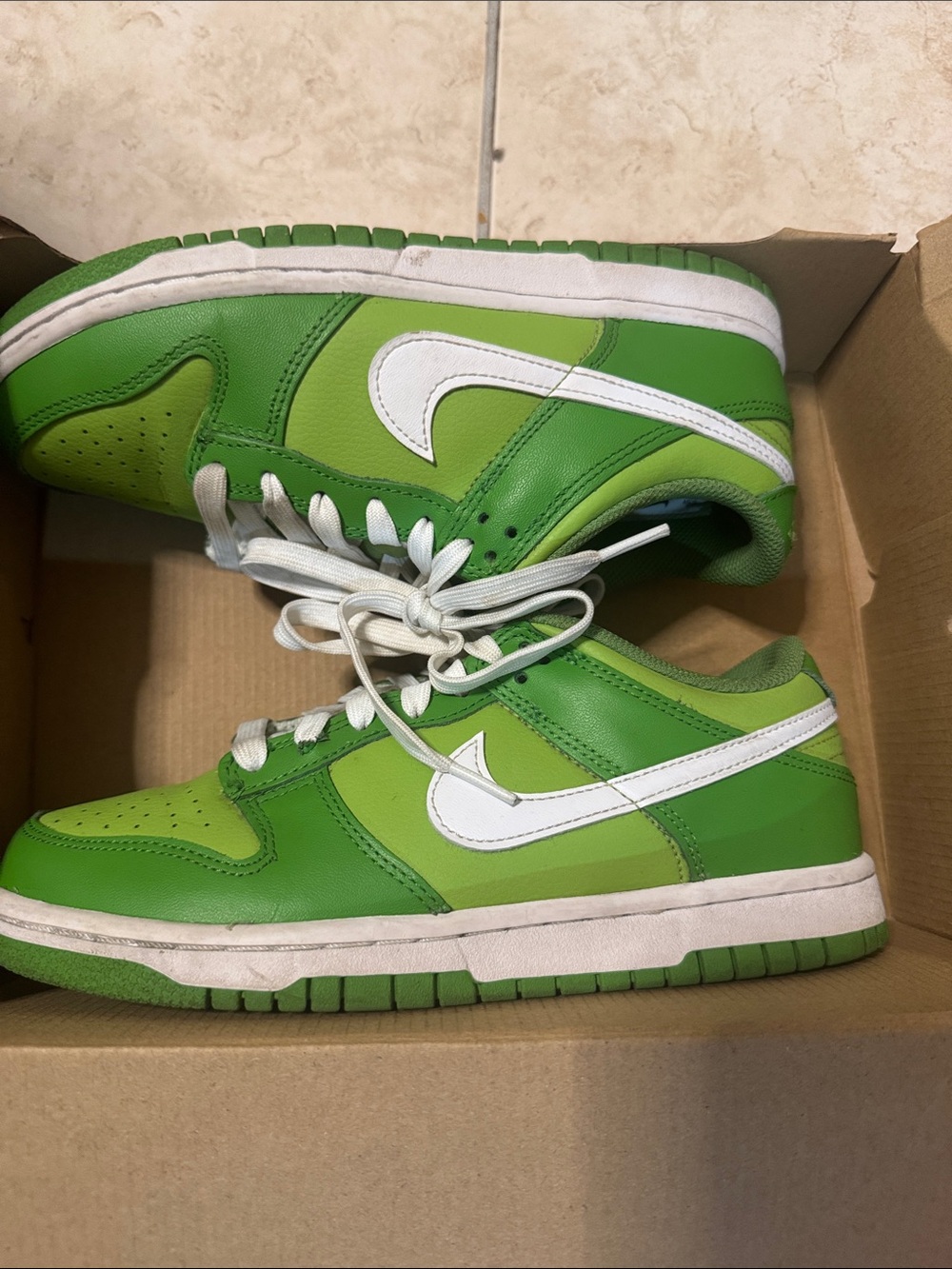 Nike Kids Green and White Low-Top Sneakers